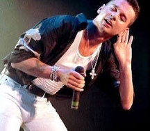 2199939_13_c795d508c673660ad76af_c