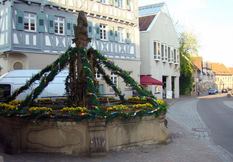 Húsvéti szökökút Güglingen (Baden -Würtemberg