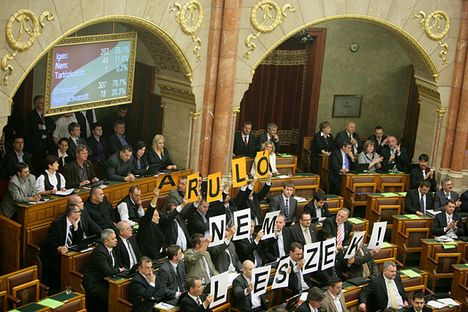 2011 04 18 Parlament