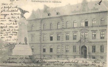 Győr, 1930. Szabadságszobor, Felső Reál Fiúiskola