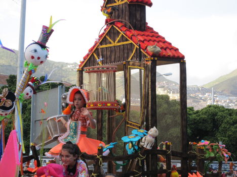 Tenerifei karnevál 57