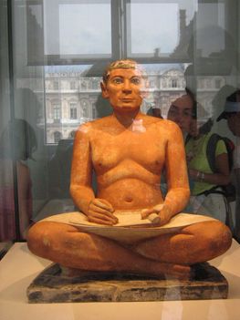 Ülő írnok szobra - Kai kancellár képmása