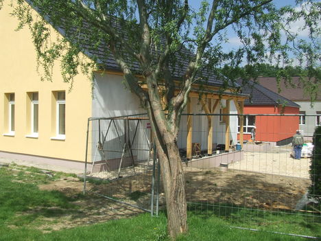 Iskolabővítés - 2011-05-04 3