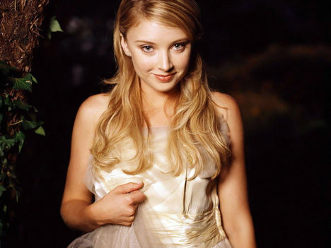Beautiful-Elisabeth-Harnois-Photo