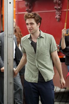 Robert Pattinson barcelonai sajtókonferencia 1