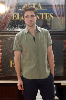 Robert Pattinson barcelonai sajtókonferencia 22
