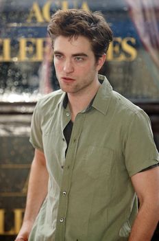 Robert Pattinson barcelonai sajtókonferencia 3
