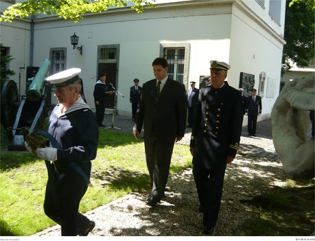 P1200990