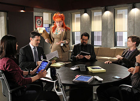 CRIMINAL-MINDS-Season-6-Middle-Man-cast