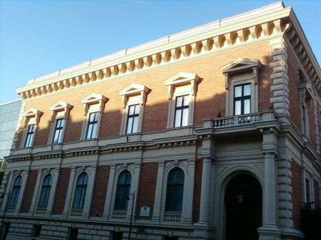 Nemzeti Múzeumnál