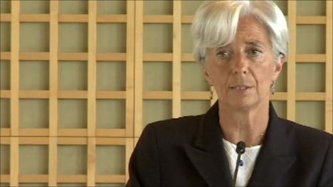 Christine Lagarde siránkozik