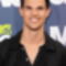 Taylor Lautner MTV Movie Awards Vörösszőnyegén 10