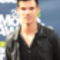 Taylor Lautner MTV Movie Awards Vörösszőnyegén 11