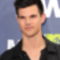 Taylor Lautner MTV Movie Awards Vörösszőnyegén 21