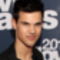 Taylor Lautner MTV Movie Awards Vörösszőnyegén 29