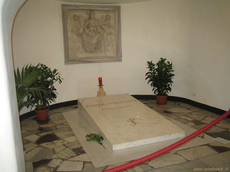 Tomba Papa Giovanni Paolo II