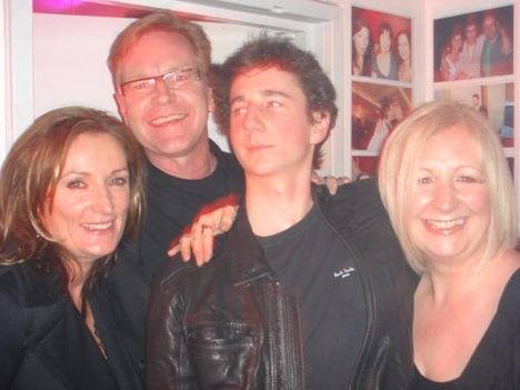 Andy feleségével,Jack és édesanyja