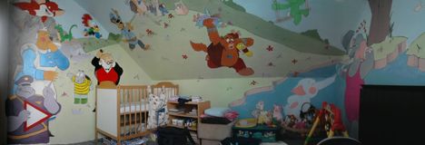Feicht Anna Liza szobája amit apa szabadkézzel festett 2