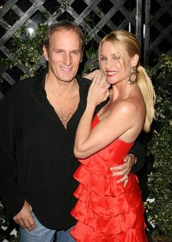 nicollette_sheridan_and_michael_bolton_are_going_separate_ways_again