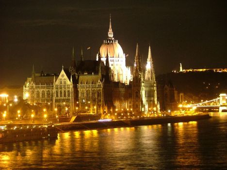 Budapest éjjel 3