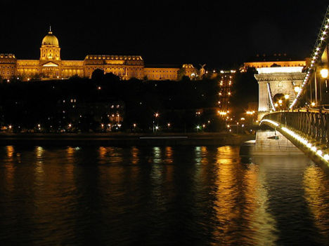 Budapest éjjel 8