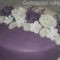 halvány lila elegáns torta 2