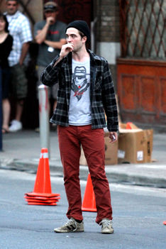 Robert Pattinson 2011.06.28 cosmopolis 17