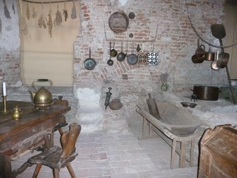 A konyha eredeti tárgyakkal