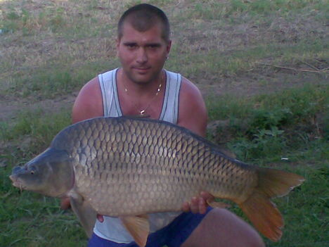 2008.aug.pátkai horgásztó.13,70kg