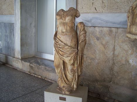 Görögország, Athén egyik múzeuma az Akropolisz közelében 18