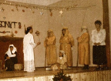 Óvodások szüleinek előadása 1997.karácsonyán