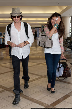 Ian and Nina at LAX - július 7 1