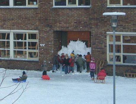 Az iskola hó miatt zárva