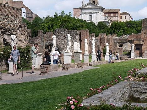 Forum Romanum - Vesta-kolostor romjai