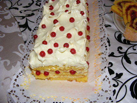 Ribizlis túrós szelet