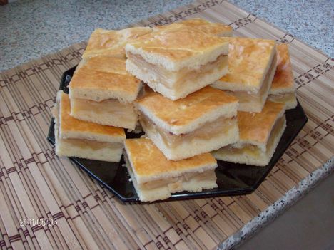Almás pite