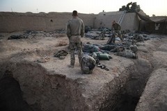 ókori afgán romok lebombázása