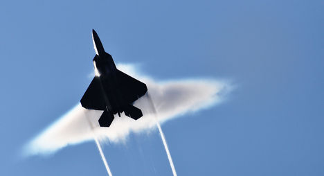 Harci jet