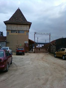 Gyimes tábor a pomázi magyar várban 7
