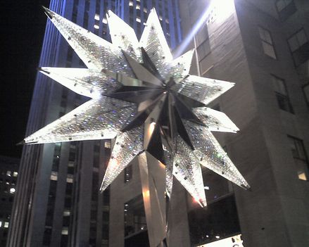 Swarovski csillag a Rockefeller sztárfája tetején