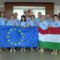 dxn csoportkép magyar és zászlóval