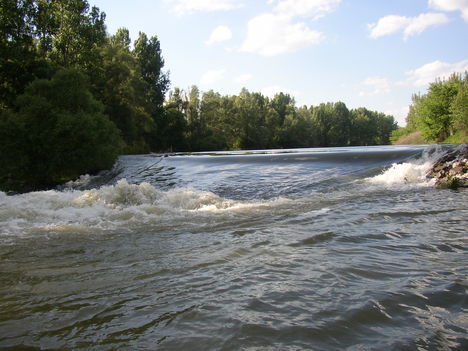 Hullámtéri vízpótlórendszer, Pókmacskási zárás, 2005. június 03.-án