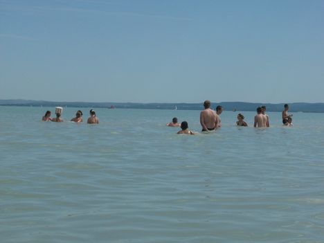 A Balatonnál ... 1