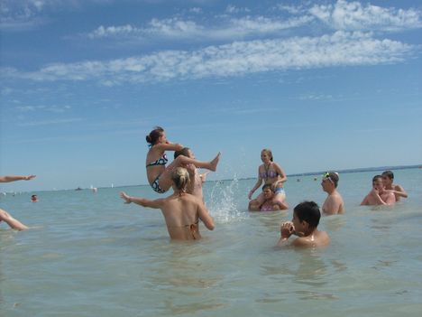 A Balatonnál ... 5