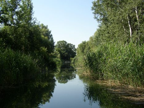 Ásványráró, Gombócos-Bár-Duna csatorna