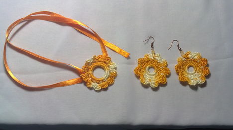 20110823207-narancssarga fuli es medal