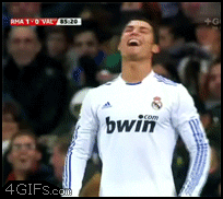 C.Ronaldo_mosolya.gif