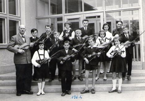 Hegedűsök 1961.