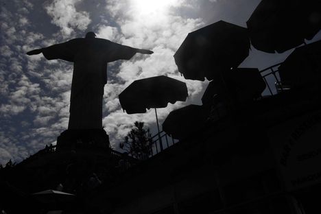 Cristo...ellenfényben, Rio