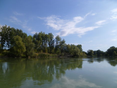 Dunakiliti, Hullámtéri vízpótlóredszer, Szigeti-Duna ág, 2011. szeptember 14.-én